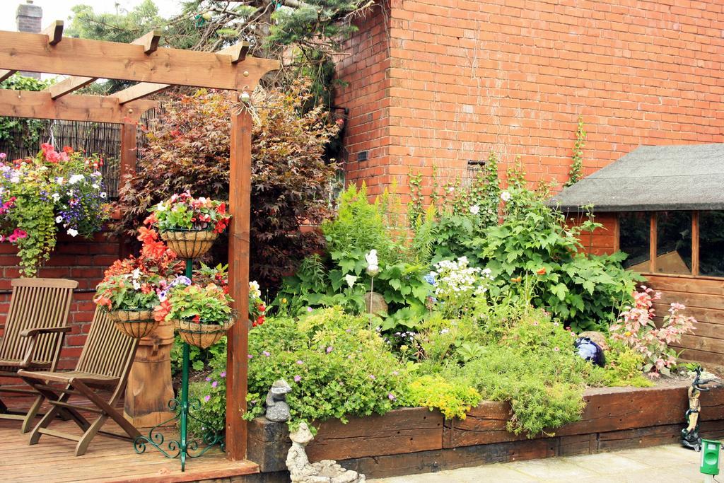 Laurels Acomodação com café da manhã Oswestry Exterior foto