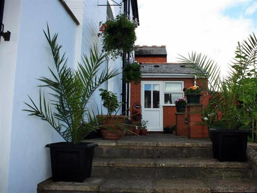Laurels Acomodação com café da manhã Oswestry Exterior foto